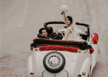How Much Transport Do I Need For My Wedding Guests?